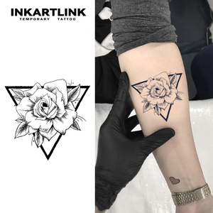 INKARTLINK Autocollant de <span class=keywords><strong>tatouage</strong></span> temporaire Rose <span class=keywords><strong>Triangle</strong></span> Géométrique Fleur Herbacée 15 Jours Semi-permanent Art Corporel Bras Jambe Vente en Gros - Product Image 1