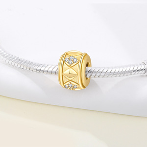 Original high-end DIY <b>bracelet</b> jewelry with copper rhombus-shaped silver and gold <b>beads</b>, fashionable pendant for women - Product Image 5