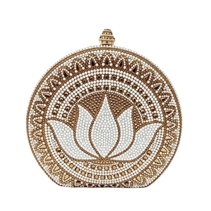 กระเป๋าคลัทช์ทรงกลมประดับคริสตัลลายดอกไม้สไตล์วินเทจสำหรับงานแต่งงาน งานเดท และงานพรอม เหมาะสำหรับผู้หญิงที่ต้องการความสง่างาม - Product Image 2