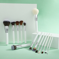 Matériau écologique blanc argent 26 pièces ensemble de pinceaux cosmétiques professionnels cheveux synthétiques végétalien marque privée en gros