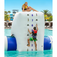 Ensemble de jeux aquatiques multifonctionnel gonflable en gros : trampoline aquatique, mur d'escalade flottant avec toboggan et plateforme de natation