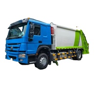 Camion Compacteur de Déchets Diesel Euro 3 Manuel 4x2 Howo 15m³ de Haute Qualité à Chargement Arrière pour le Transport et la Compression des Déchets