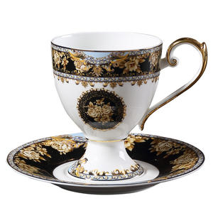 Service à café et soucoupe en céramique de style européen, léger et luxueux, en porcelaine fine marocaine, pour le thé de l'après-midi, haut de gamme - Product Image 5