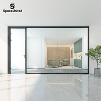 Cloison de bureau de style moderne SpaceUnited avec verre transparent insonorisant et cadre en aluminium