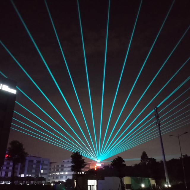 120Watt RGBW Laser Beam Projector Outdoor Lighting Club Laser Device with DMX FB4 Software Sky High Building Landmark Light Show