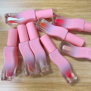 Brillo Labial Humectante con Logotipo Personalizado, Envío en Dos Días, Brillo Labial Vegano Transparente, Lápiz Labial Líquido Brillante, Marca Privada, Aplicador Grande - Product Image 4