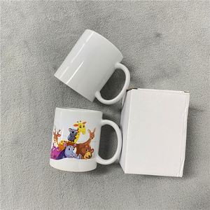 Mug de voyage en céramique blanche 11oz 330ml, vierge, enduit pour sublimation, pour transfert par sublimation - Product Image 4