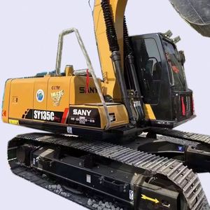 Excavatrice sur chenilles hydraulique d'occasion SANY 135C de 13 tonnes avec moteur et pompe, qualité chinoise, performances fiables - Product Image 1
