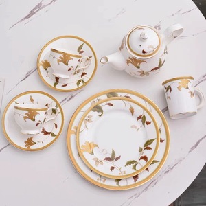 Ensemble de vaisselle en céramique de style rural avec plateau, bol à riz, assiette, cuillère, coffret cadeau - Product Image 6
