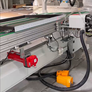 Línea de Producción CNC de Cuatro Cabezas para Unión de Esquinas, Rodamiento de Motor de Alta Rigidez para Perfiles de Ventanas y Puertas de PVC y Aluminio de Varios Tipos - Product Image 5