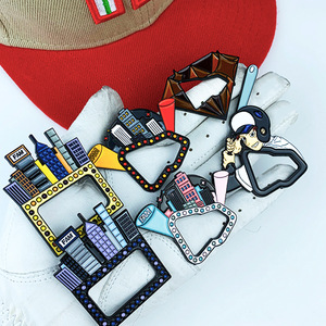 Badge en métal pour casquette de baseball, broche émaillée, design de personnage, épingle à fermoir papillon, accessoire décoratif pour adultes - Product Image 1