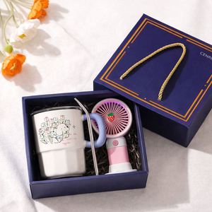 Ensemble Cadeau Promotionnel Personnalisé en Céramique : Mug et Ventilateur Portable Sérigraphié – Cadeaux d'Entreprise OEM pour le Marketing (Vente en Gros) - Product Image 1