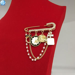 レディース向け ラグジュアリー ジュエリー 有名ブランド CC GG デザイナー ブローチ ファッション ヴィンテージ ジュエル セット ダブルC G パール フリンジ ブローチ ピン - Product Image 4