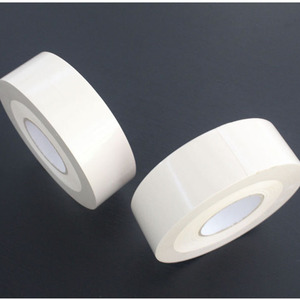 Ruban de papier pour cloisons sèches facilement pliable avec pli central pour le renforcement des joints d'angle droit et le comblement des espaces - Product Image 1