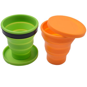 Gobelet pliable en silicone, bouteille d'eau portable avec couvercle, couleur unie, utilisation en extérieur - Product Image 1