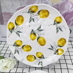 Assiettes en céramique en forme de citron, style européen, irrégulières, créatives, pour desserts domestiques, vente en gros - Product Image 5