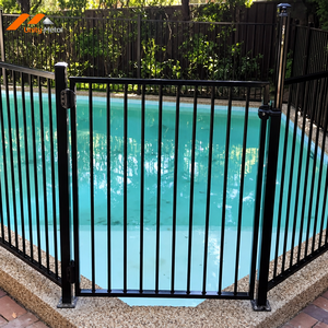 Porte de piscine tubulaire en aluminium thermolaqué noir avec système de fermeture automatique de sécurité pour projets - Product Image 2