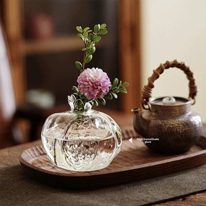 Vaso a Forma di Melagrana in Vetro Rosso Stile Cinese, Realizzato a Mano, Lussuoso Design Neoclassico per Fiori Idroponici - Product Image 4