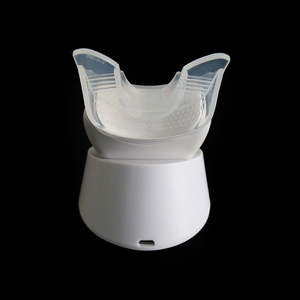 Matériel dentaire Protège-dents <span class=keywords><strong>de</strong></span> <span class=keywords><strong>nuit</strong></span> Aligner Chewies Brosse à dents dentaire Appareil <span class=keywords><strong>de</strong></span> massage vibrant transparent - Product Image 4