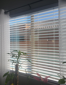 Persianas de Madera de Alta Calidad para Ventanas, Persianas Venecianas de Madera de Paulownia, Persianas de Madera Real, Suministro Directo del Fabricante, OEM - Product Image 2