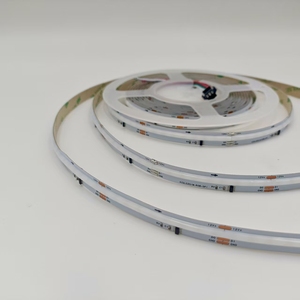 Bande LED COB personnalisable à trois lignes d'iridescence 432 420 LED ultra-lumineuses à CRI élevé RGB 24V pour la décoration de la maison, du commerce et de la salle de bain - Product Image 3