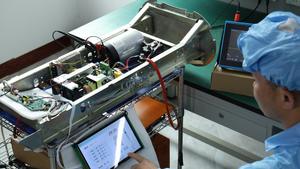 Alimentation cc fiable 5V 10A Source de courant constant Refroidissement à <span class=keywords><strong>air</strong></span> forcé <span class=keywords><strong>Triple</strong></span> sortie Régulation de charge élevée Surintensité - Product Image 5