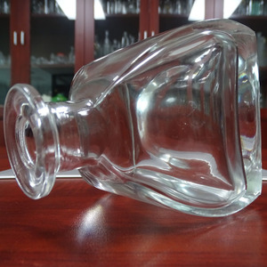 Soda-Lime Glass 9 oz 25cl 250ml nước hoa sậy khuếch tán kim tự tháp hình chai thủy tinh với nút chai hàng đầu - Product Image 3