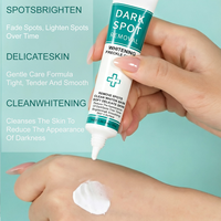 Crème Correctrice Anti-Taches et Anti-Imperfections - Traitement Éclaircissant pour la Peau à Usage Quotidien pour Tous Types de Peau