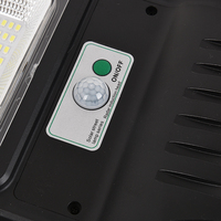 Éclairage public extérieur haute luminosité IP67 télécommande 50w 100w 150w 200w 300w tout en un lampadaire extérieur à énergie solaire