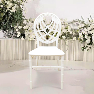 Silla <span class=keywords><strong>de</strong></span> terciopelo Love Chiavari, nuevo estilo, jardín blanco, muebles <span class=keywords><strong>de</strong></span> césped al aire libre, PP, banquete <span class=keywords><strong>de</strong></span> plástico, comedor, silla <span class=keywords><strong>de</strong></span> boda - Product Image 1