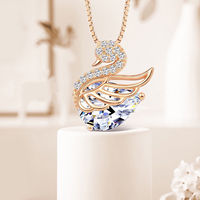 Nouveau Collier Pendentif Cygne Polyvalent en Strass 2026 pour Femme – Chaîne de Clavicule de Luxe Léger et Tendance pour l'Été