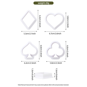 Factory Outlet New 4Pcs <span class=keywords><strong>Poker</strong></span> Simulation Kitchen Goods Set Herramienta de decoración para hornear de plástico que incluye cortadores de galletas de pastel de azúcar - Product Image 6