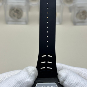 นาฬิกาหรูสำหรับผู้ชาย รุ่น 65-01 สไตล์ McLaren W1 ตัวเรือนคาร์บอน TPT ระบบจับเวลาแบบ Split Seconds นาฬิกาข้อมือระบบอัตโนมัติ - Product Image 6