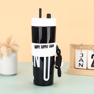 Kızlar için büyük kapasiteli plastik su şişesi 900ml sevimli pembe su bardakları kapaklı saman taşınabilir araba spor içme suyu bardağı - Product Image 6