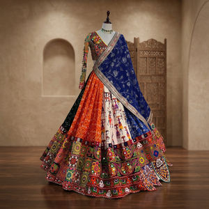 Traditional Cotton <b>Lehenga</b> Choli Set with Hand Drawn Print and Dupatta for <b>Women</b> Wedding Wear India Pakistan Style - Product Image 3