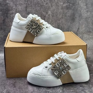 Zapatos casuales de malla con cordones de alta calidad - Zapatillas de marca de lujo - Estilo original de la misma marca - Product Image 4