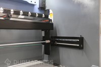 Presse plieuse hydraulique robuste de 275 tonnes, 6000 mm, 8+1 axes, haute stabilité, système CNC DA69S pour le pliage de grandes plaques métalliques