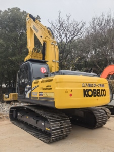 Excavadora de Orugas KOBELCO SK200 Usada con Pocas Horas en Excelentes Condiciones, SK200 SK350 SK260 con Longitud EXTENDIDA para Excavación de Zanjas - Product Image 3