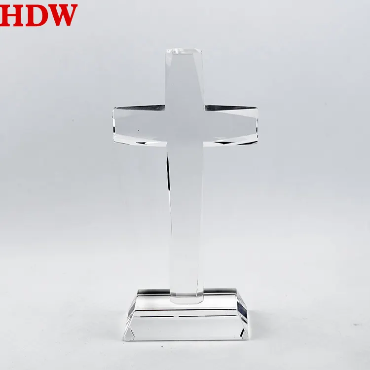 Günstige Großhandel k9 leere Kristallglas Kreuz benutzer definierte Inhalt Laser gravur klares Kristall kreuz religiöse Auszeichnung für Geschenk