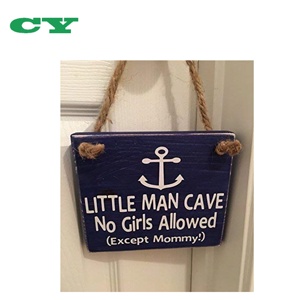 Ancla hecha a mano Little Man Cave No se permiten niñas Náutico colgante Letrero de madera para guardería - Product Image 4