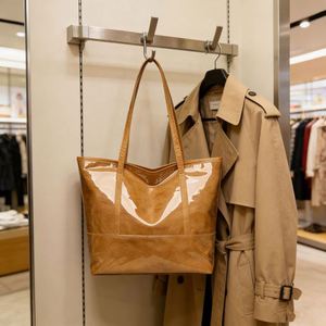 <b>Large</b> Capacity Pvc Tyvek Tote Casual Portable Women Handbag Custom Logo Shoulder <b>Bag</b> - Product Image 4