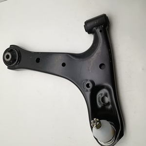 Brazo de Control Daihatsu Granmax II 48068-BZ090 Derecho, Pieza de Repuesto para Sistema de Suspensión MacPherson - Product Image 1