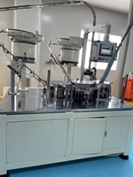 Ligne de production automatique de conception nouvelle et de haute qualité, processus de fabrication conventionnel, machine d'assemblage de valves d'aérosol