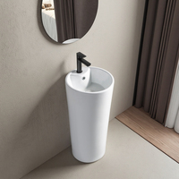 Umywalk — lavabo de forme ronde en céramique, salle de bain moderne, émail blanc, été