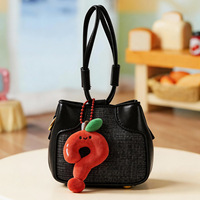 Porte-clés en peluche personnalisé, figurines d'animaux mignons, vente en gros, breloques de sac, accessoires en peluche pour cadeau de couple