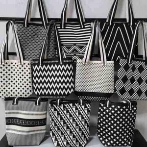 حقيبة ظهر نسائية بوهيمية بطراز عرقي بسعة كبيرة محبوكة شعار مخصص حقيبة ظهر بوليستر للخريف والشارع للتسوق - Product Image 2