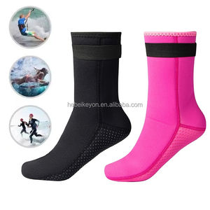 Chaussettes de sport en néoprène pour la natation et le <span class=keywords><strong>surf</strong></span> Chaussures de plage imperméables Chaussettes de plongée anti-coupure de 3mm d'épaisseur - Product Image 1