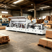 Machine de chantournage automatique pour le traitement des panneaux à base de bois et la fabrication de meubles