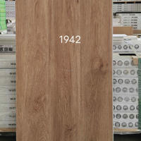 Revêtement de sol SPC LVT imperméable sur mesure, vente en gros d'usine, avec installation par clic, design moderne pour usage intérieur