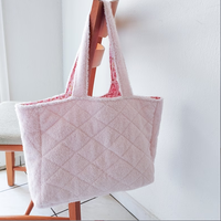 Mode fait à la main éponge tissu fourre-tout sac de luxe femmes matelassé serviette fourre-tout sac à main grande capacité matelassé épaule sac de plage
